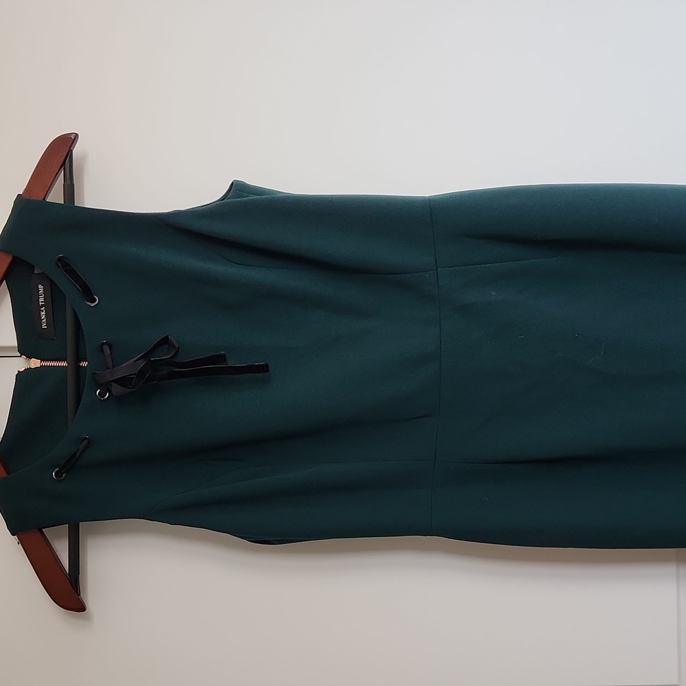 Ivanka Trump Sleeveless Green Dress